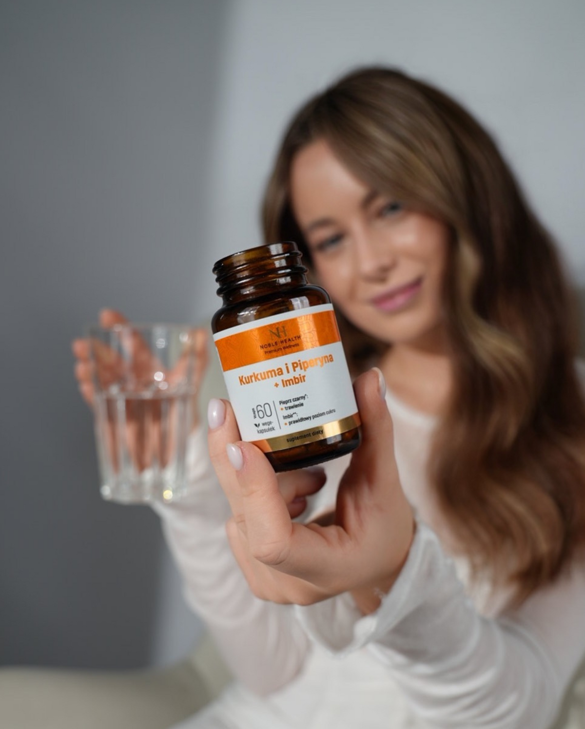 Complemento alimenticio Cúrcuma y Piperina + Jengibre - Noble Health